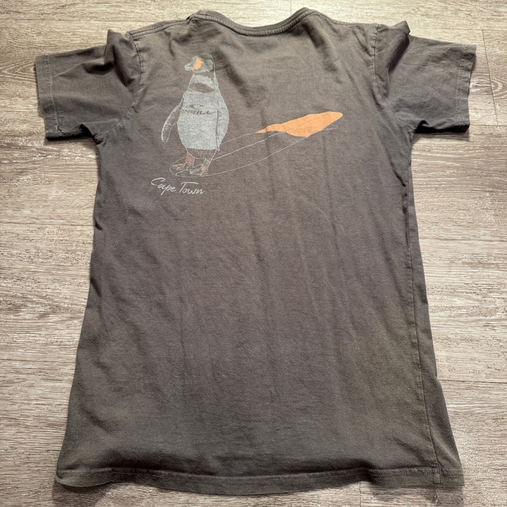 ONeill Shirt Mens S Gray Cotton Cape Town Surfing Penguin Graphic Surf Tee VTG